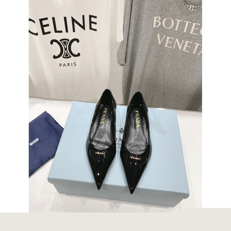 Pra*a flat shoes